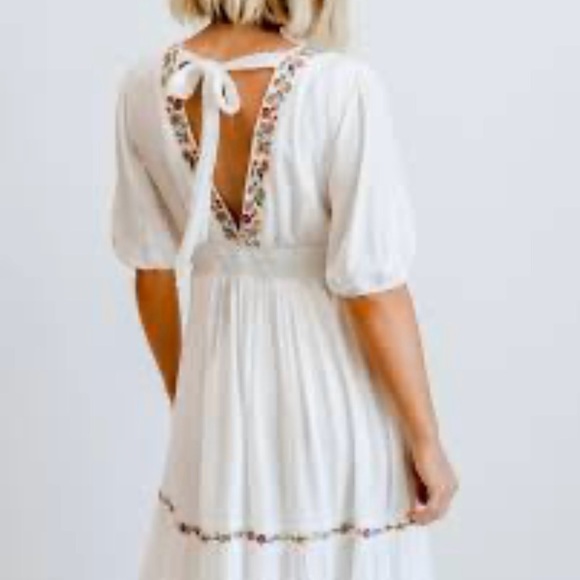 Santa Fe embroidery maxi dress - Picture 4 of 5